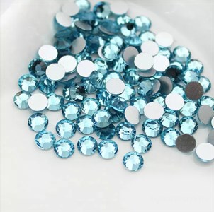 Стразы SS 4 голубой, 50шт 796